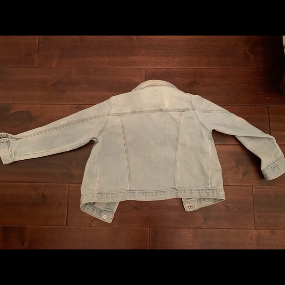 Old Navy 5T light jean jacket - Picture 2 of 3